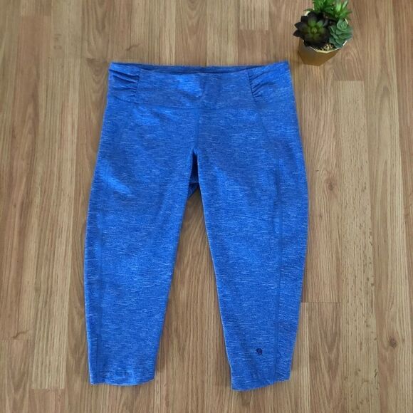 MOUNTAIN HARDWEAR Heather Blue Capri Leggings - Picture 1 of 7